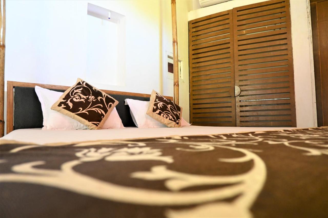 Amraness Luxury Resort Sasan Gir Ngoại thất bức ảnh